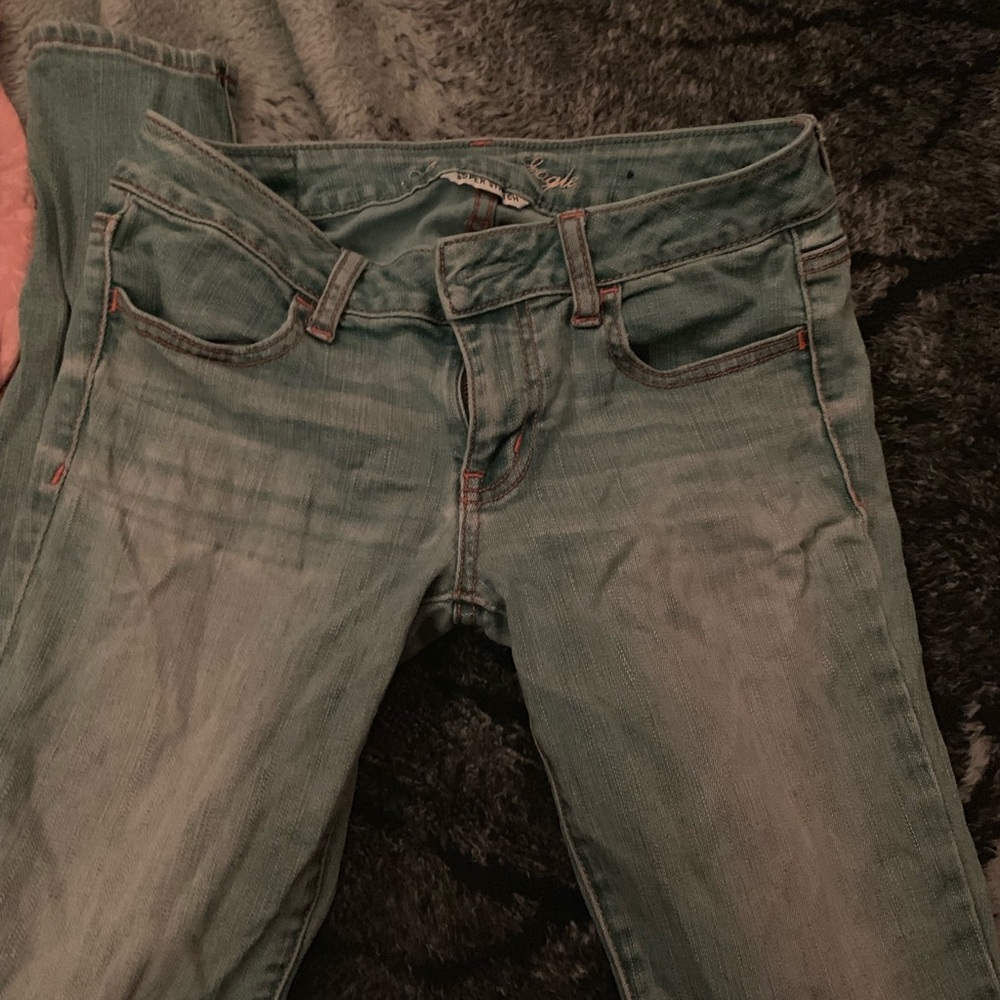 American Eagle Light Wash Skinny Jeans